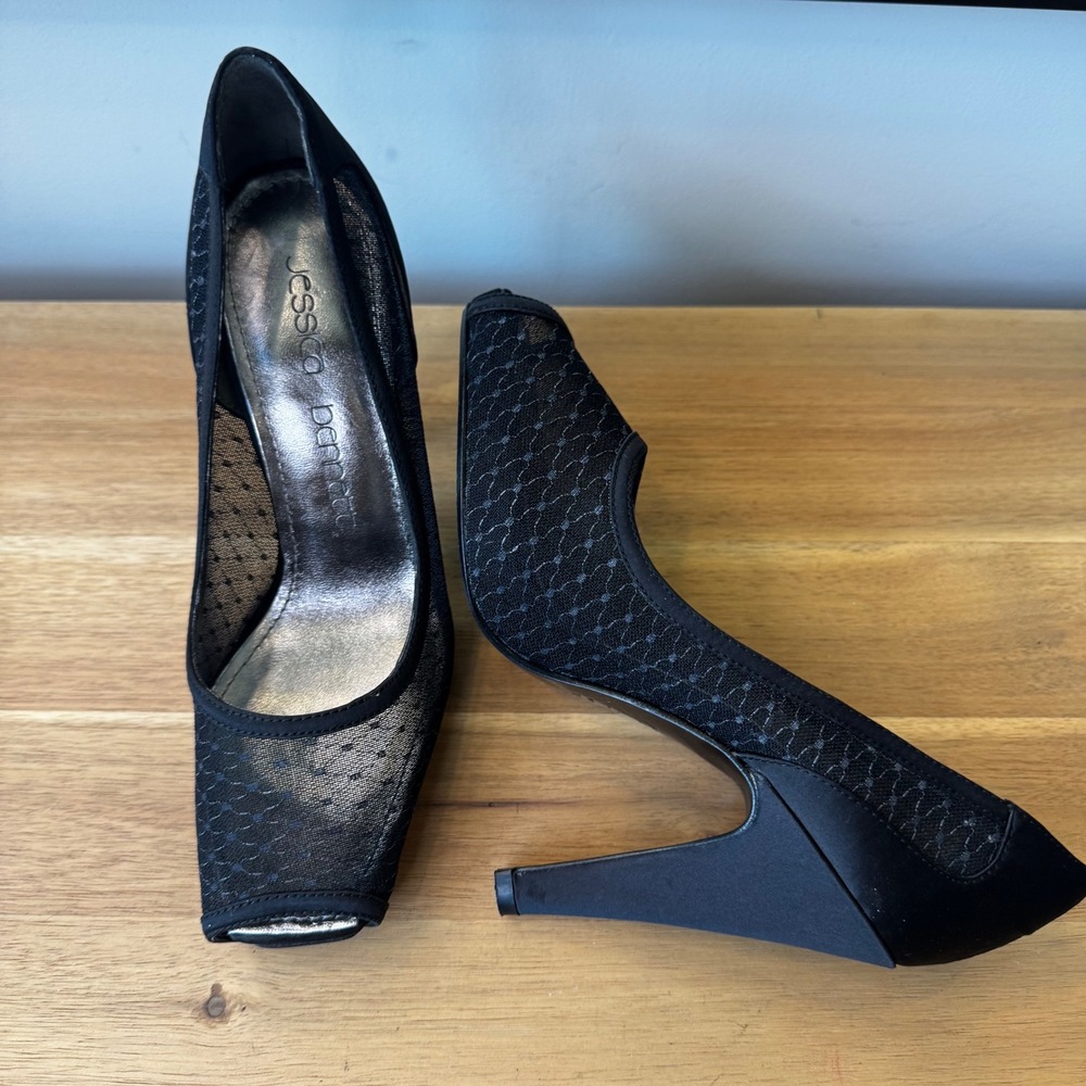 Jessica Bennett JGREENLEE Women 9 M Black Mesh Satin Peep Toe Pumps Heels Chic